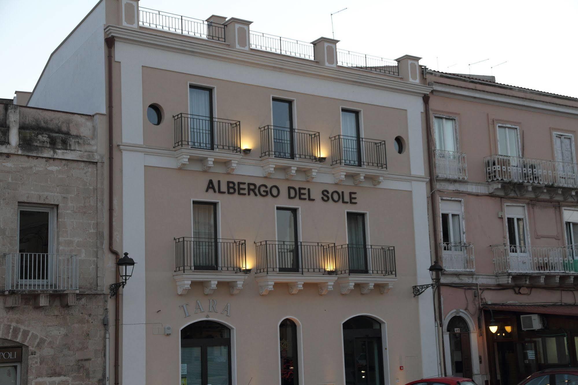 Albergo Del Sole Таранто Екстер'єр фото